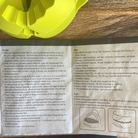💚Tupperware Pie Press/Empanada Maker. - Picture 6 of 8
